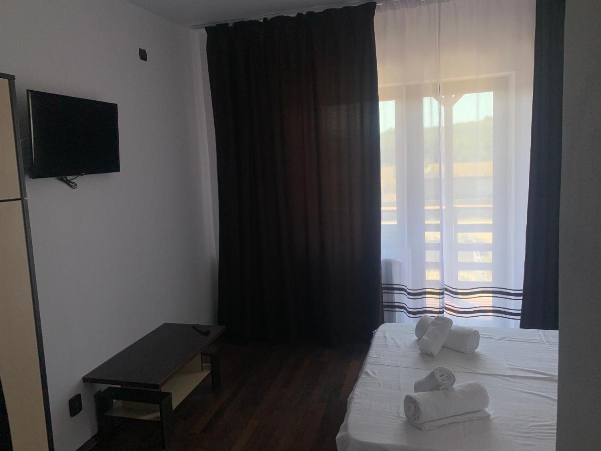 Pensiunea Alin Hotel Sisesti  Екстериор снимка